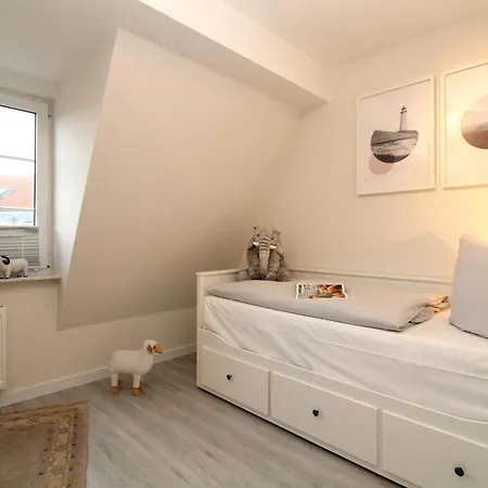 Appartementhaus Eichsfeldia 17 * Ostseebad Kühlungsborn